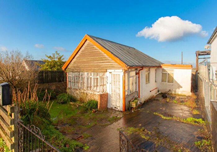 2 Bedroom Detached House For Sale In Faversham Road, Seasalter, Whitstable, Kent, CT5
