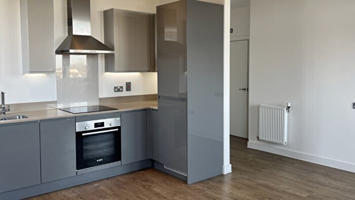 2 Bedroom Flat To Rent In Cairo New Rd, Croydon, CR0
