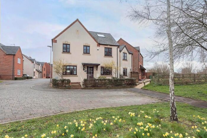 5 Bedroom Semi-Detached House To Rent In Oxenhope Way, Broughton, Milton Keynes, Buckinghamshire, MK10