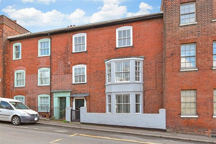 5 Bedroom Terraced House For Sale In Frindsbury Road, Frindsbury, Rochester, Kent, ME2