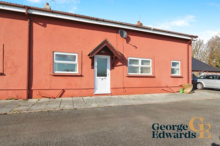 3 Bedroom Semi-Detached House To Rent In Myrtle House Dreenhill Haverfordweat, SA62