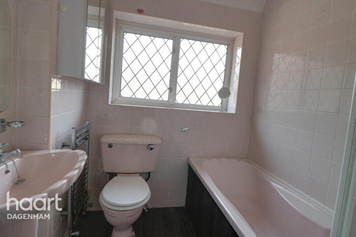 2 Bedroom End Of Terrace House For Sale In Maplestead Road, Dagenham, RM9