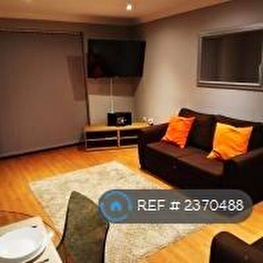 2 Bedroom Terraced House To Rent In Eagle Drive, London, NW9