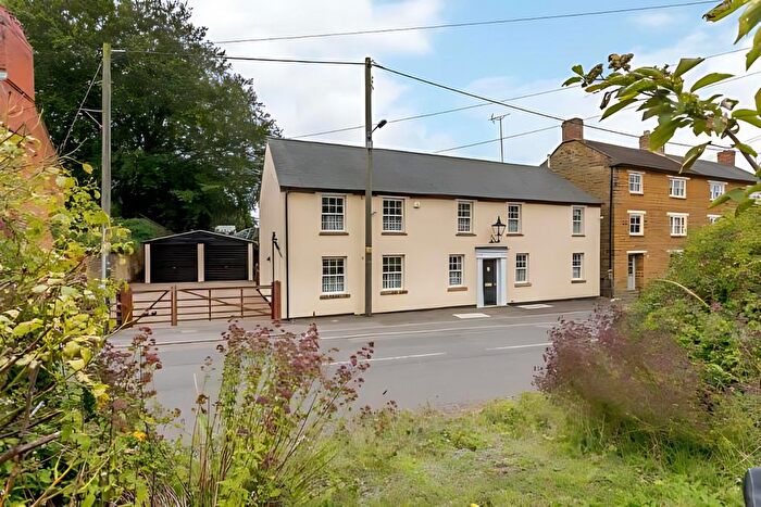 4 Bedroom Detached House For Sale In High Street, West Haddon, Northampton, NN6