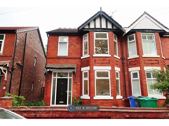 3 Bedroom Semi-Detached House To Rent In Fairview Avenue, Manchester, M19