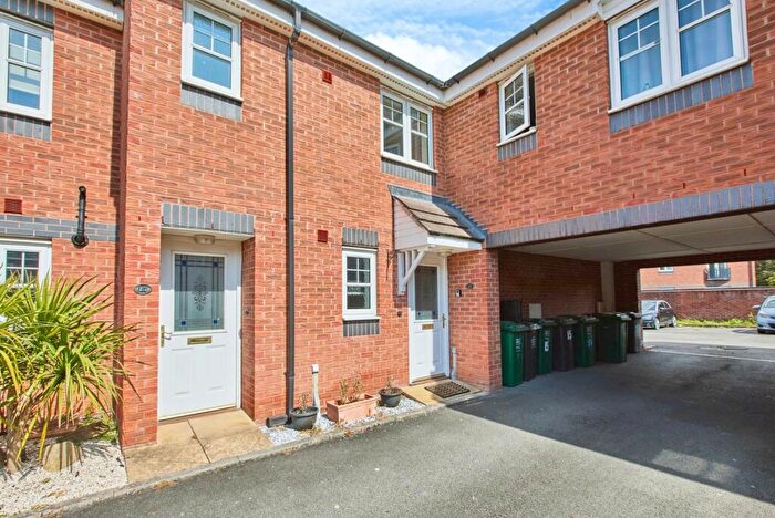 2 Bedroom Flat For Sale In Clyde Street, Hilton, Derby, Derbyshire, DE65