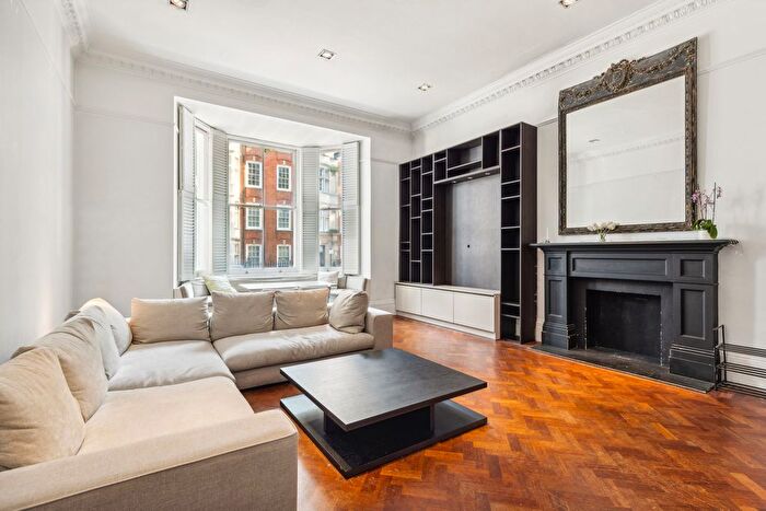 2 Bedroom Flat To Rent In Old Brompton Road, Earls Court, SW5