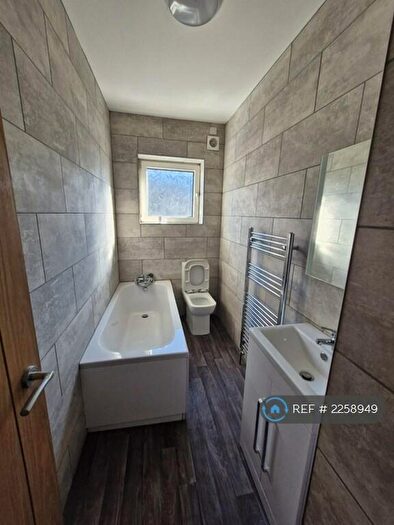 3 Bedroom Terraced House To Rent In St. Marys Road, Barnsley, S73