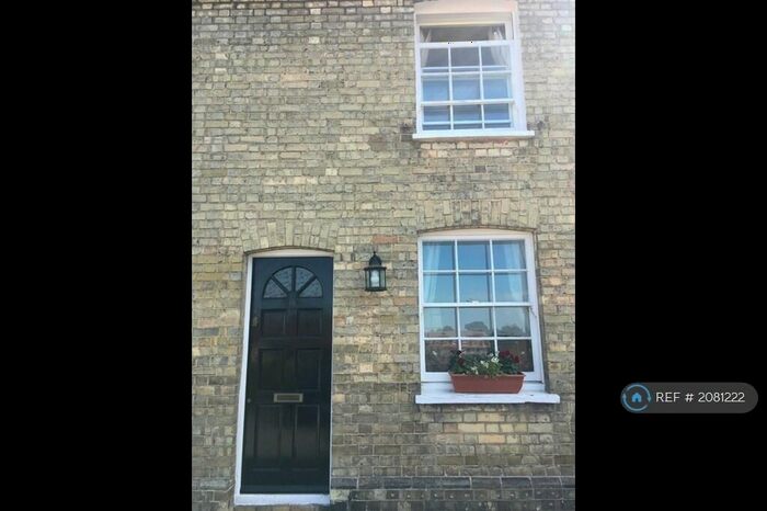 2 Bedroom Terraced House To Rent In Normans Lane, Royston, SG8