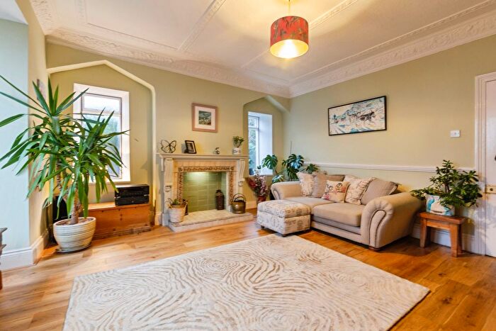 4 Bedroom Detached House For Sale In Burnopfield, Newcastle Upon Tyne, NE16