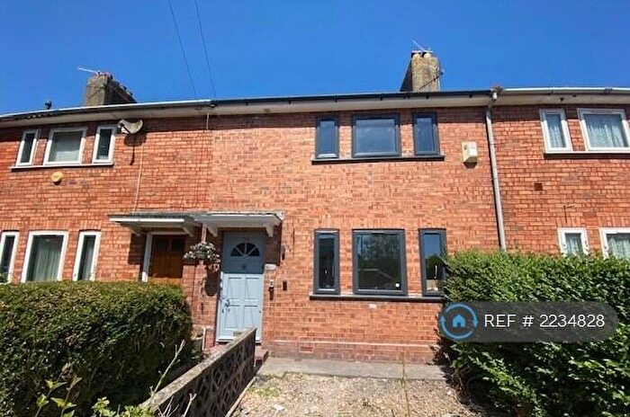 3 Bedroom Terraced House To Rent In Bedminster Road, Bristol, BS3