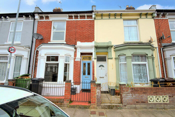 3 Bedroom Terraced House To Rent In Mayhall Road, Portsmouth, PO3
