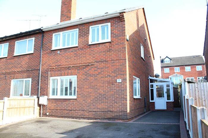 4 Bedroom Semi-Detached House For Sale In West Street, Doe Lea, Chesterfield, Derbyshire., S44