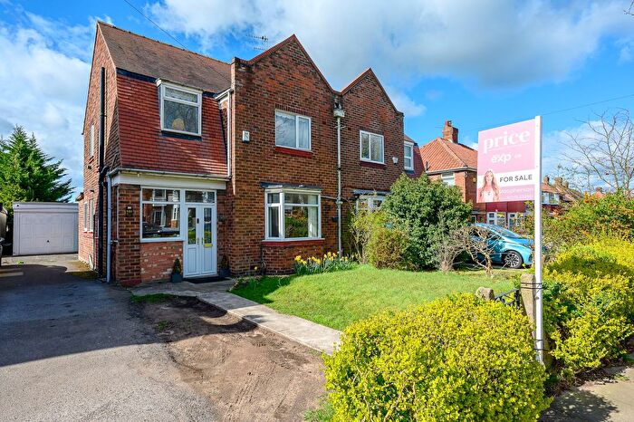 3 Bedroom Semi Detached House For Sale In Askham Lane, York, YO24