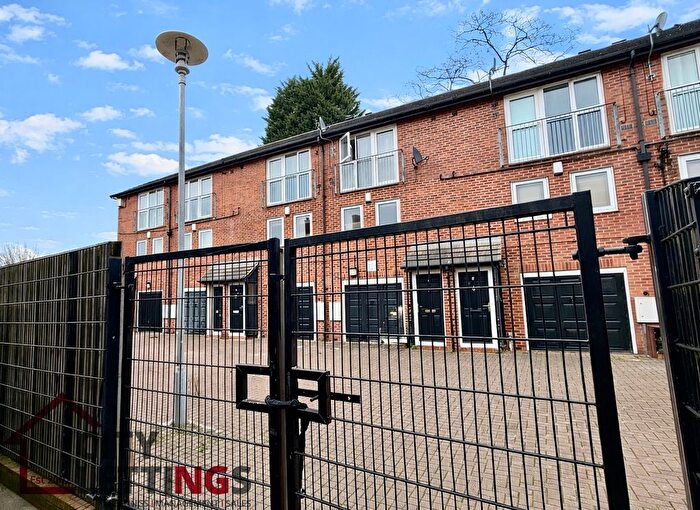 2 Bedroom Town House To Rent In Archway Court, Peveril Street, Radford, NG7