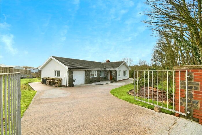 3 Bedroom Bungalow For Sale In Welsh Hook, Wolfscastle, Haverfordwest, Pembrokeshire, SA62