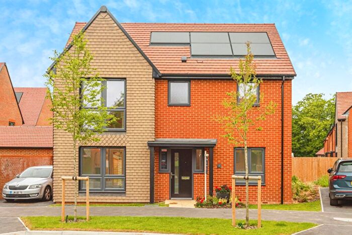 3 Bedroom Detached House For Sale In Isaacs Lane, Burgess Hill, RH15