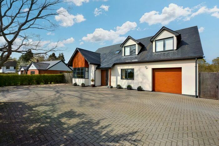 5 Bedroom Detached House For Sale In Ashford Road, Bethersden, TN26