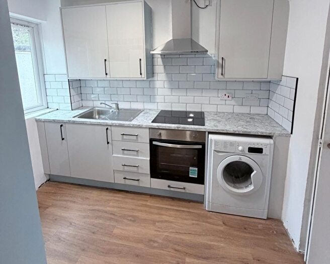 5 Bedroom Terraced House To Rent In Beechtree Avenue, Englefield Green, Egham, Surrey, TW20