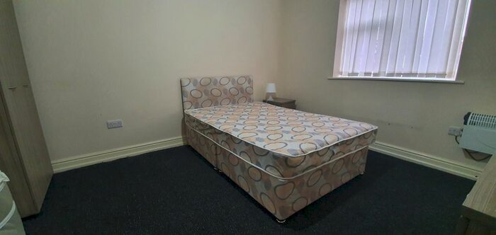 2 Bedroom Flat To Rent In Stamford Road, Manchester, M13