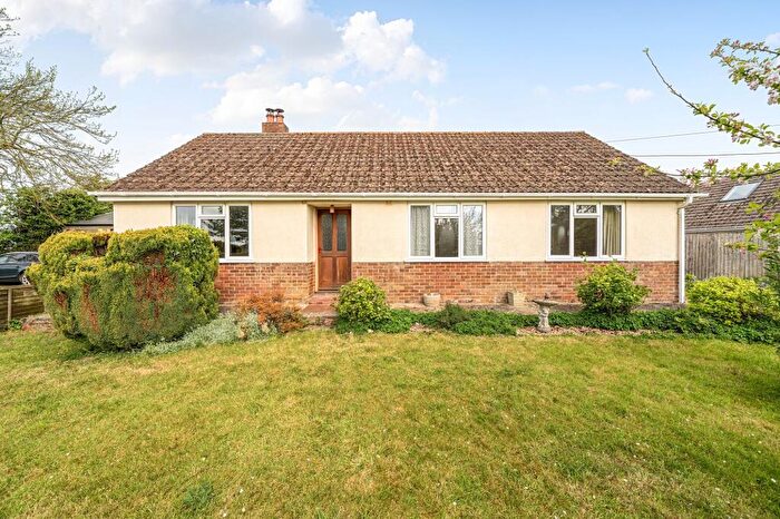 3 Bedroom Detached House For Sale In West Winterslow, Salisbury, SP5