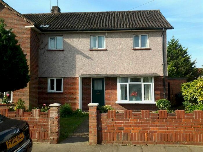 3 Bedroom Semi-Detached House To Rent In Winchester Road, Hanworth, Feltham, TW13