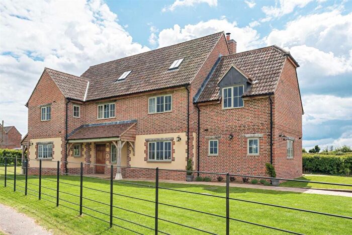 6 Bedroom Detached House To Rent In Seend, SN12