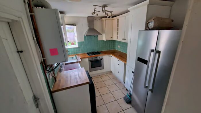 4 Bedroom Terraced House To Rent In Stanley Road, Harrow, London, HA2