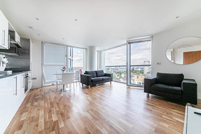 1 Bedroom Apartment To Rent In Millharbour, London, E14