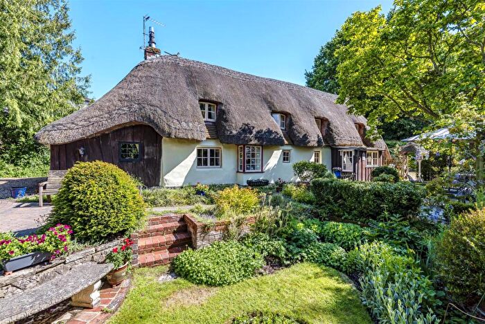 3 Bedroom Detached House For Sale In Dibles Road, Warsash, SO31