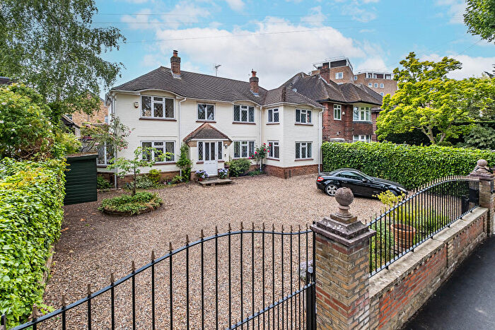 5 Bedroom Detached House For Sale In Albany Park Road, Kingston Upon Thames, KT2
