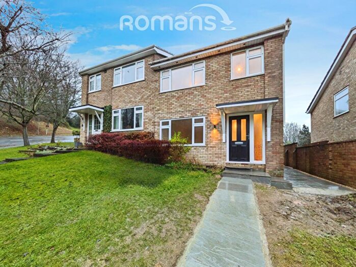 3 Bedroom Terraced House To Rent In Pheasant Drive, HP13