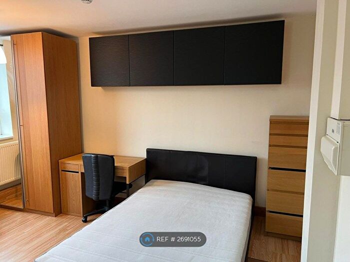 Studio To Rent In Queens Road, Coventry, CV1