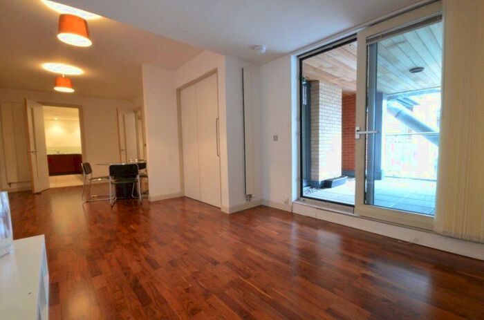 1 Bedroom Apartment To Rent In Leftbank, Spinningfields, Manchester, M3