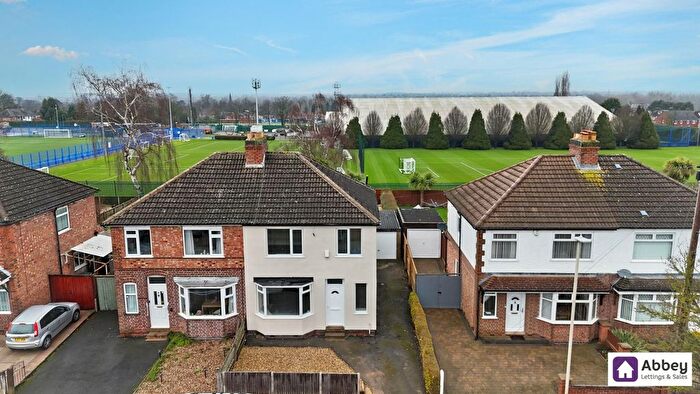 3 Bedroom Semi Detached House For Sale In Aylestone Drive, Leicester, LE2