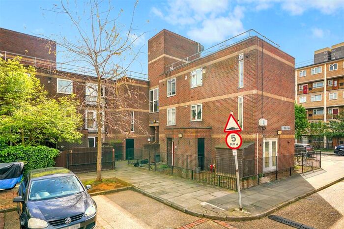 2 Bedroom Apartment To Rent In Nelson Gardens, London, E2
