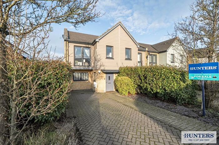 3 Bedroom End Of Terrace House For Sale In Heath End Road, Bexley, DA5