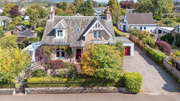 4 Bedroom Detached House For Sale In Ontario House, Dalginross, Comrie, PH6