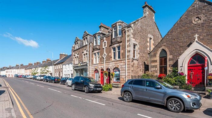 2 Bedroom Maisonette For Sale In High Street, Newburgh, Cupar, KY14