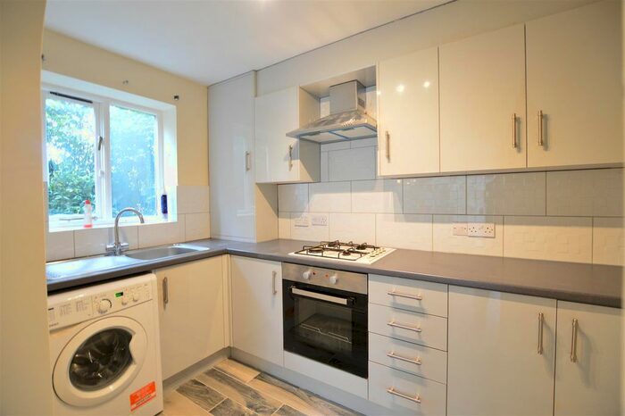 1 Bedroom Flat To Rent In Bower Court, Cippenham Lane, Cippenham, SL1