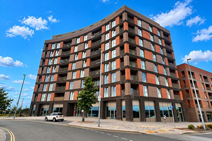 1 Bedroom Flat To Rent In Holcombe Mansions, Barking, IG11