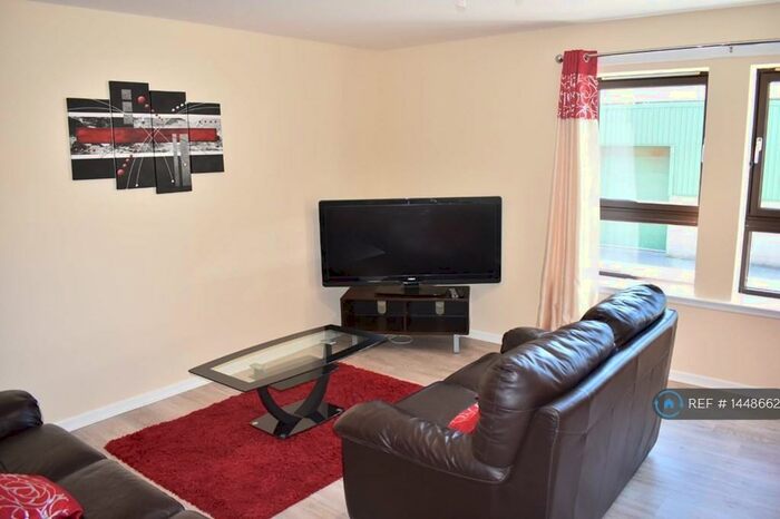2 Bedroom Flat To Rent In Ardarroch Close, Aberdeen, AB24