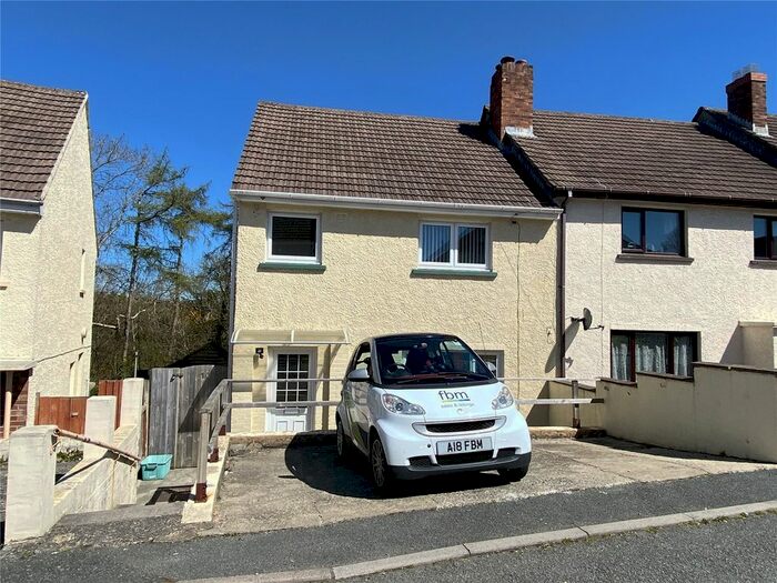 3 Bedroom Semi Detached House To Rent In Fleming Crescent