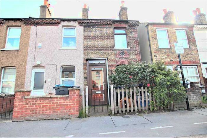 3 Bedroom Terraced House To Rent In Bensham Lane, Thornton Heath, CR7