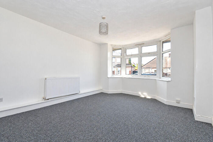 1 Bedroom Flat To Rent In Swingate Lane, London, SE18