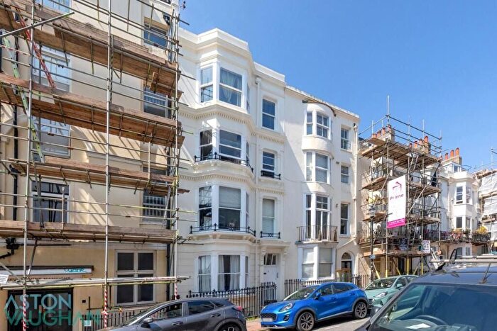 1 Bedroom Flat For Sale In Devonshire Place, Brighton, BN2