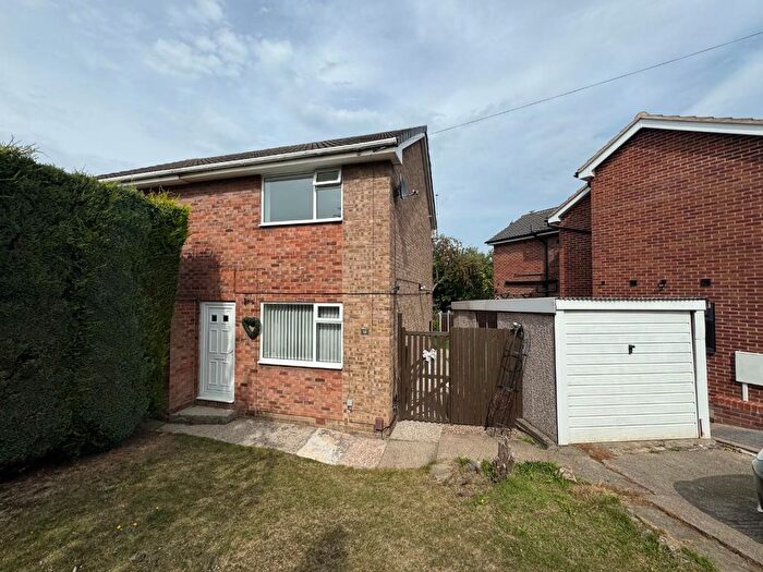 2 Bedroom Semi-Detached House To Rent In Steeping Close, Brimington, Chesterfield, Derbyshire, S43