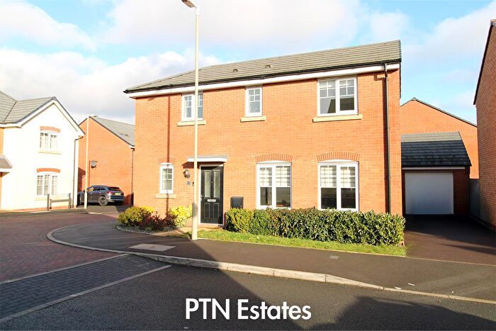 3 Bedroom House For Sale In Herringbone Way, Kingswinford, DY6