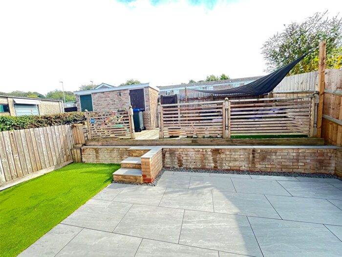 3 Bedroom Terraced House For Sale In Drake Close, Daventry, Northamptonshire, NN11