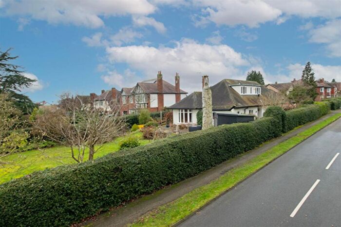 5 Bedroom Detached Bungalow For Sale In Shelford Road, Radcliffe-On-Trent, Nottingham, NG12